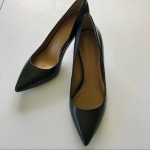 Banana Republic Black Pumps